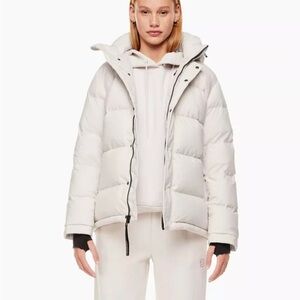 Hi gloss white superpuff, size small, regular length